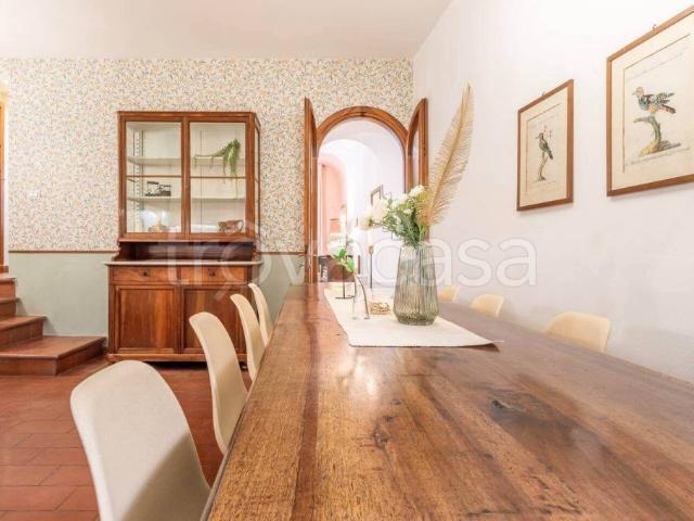 Vendesi appartamento a Firenze, Ponte alla Vittoria