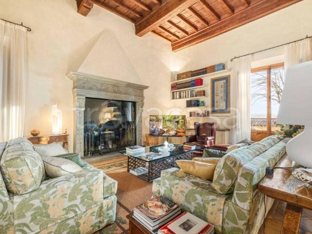 Vendesi appartamento a Firenze via della Luigiana, Galluzzo