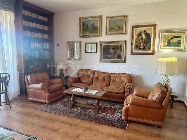 Vendesi appartamento a Firenze via Ivanoe Bonomi, 11, Rovezzano