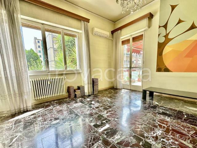 Vendesi appartamento a Firenze via Ugo Corsi, Careggi Rifredi Dalmazia