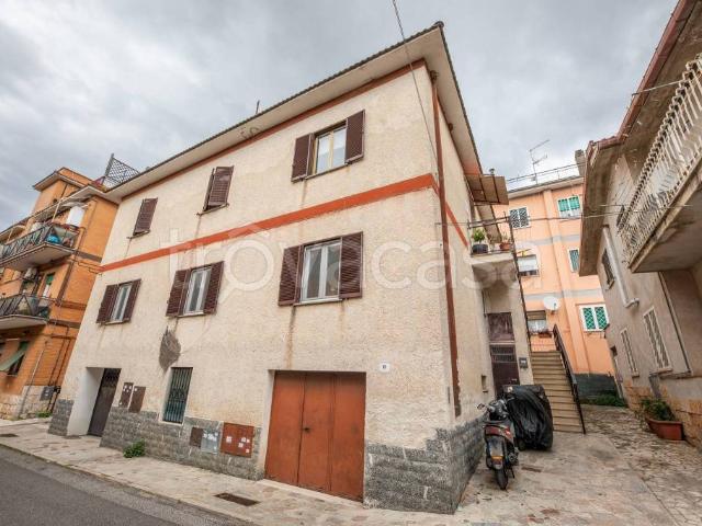 Vendesi appartamento a Fonte Nuova via Guidonia, Tor Lupara