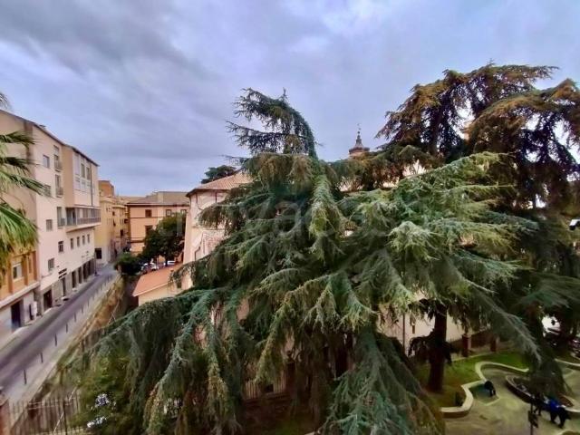 Vendesi appartamento a Frascati