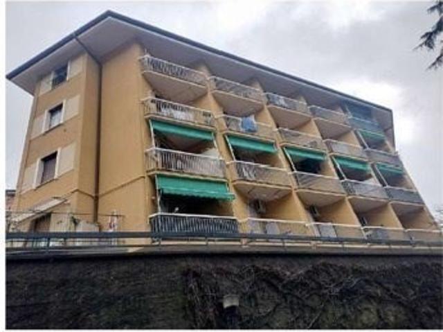 Vendesi appartamento a Genova