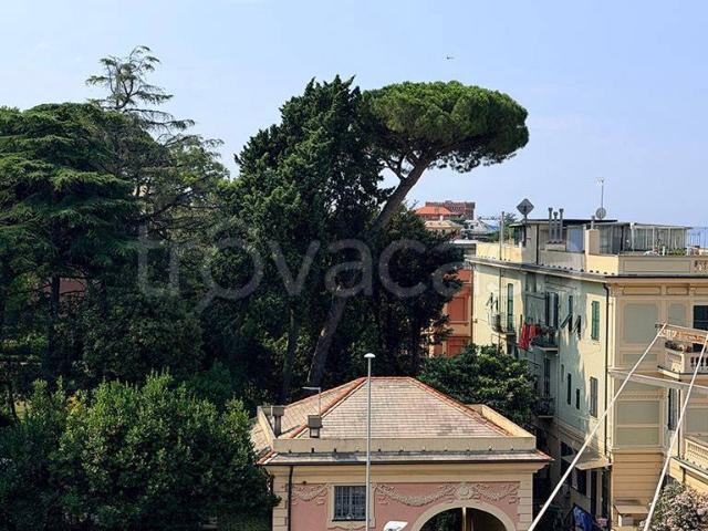 Vendesi appartamento a Genova via Caprera, 8, Sturla