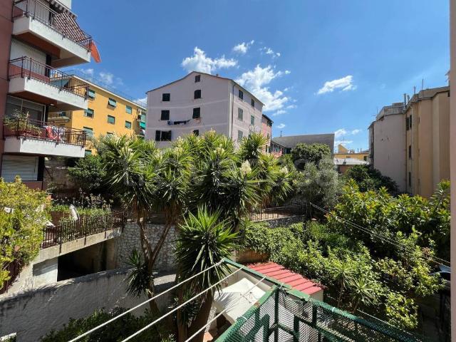 Vendesi appartamento a Genova via Giuseppe Pessale, 6A, Nervi