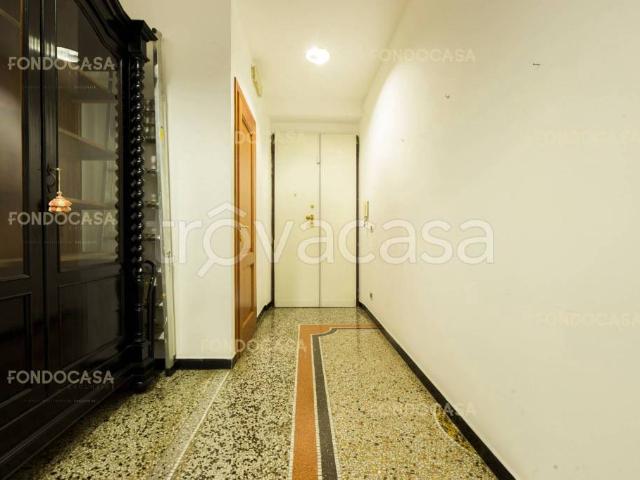 Vendesi appartamento a Genova via Trento, Albaro