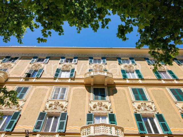 Vendesi appartamento a Genova piazza Palermo, 5, Foce