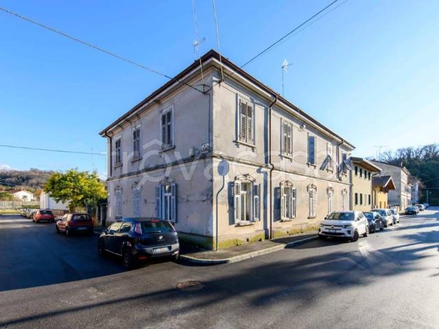 Vendesi villa singola a Gorizia via petrogalli, 27