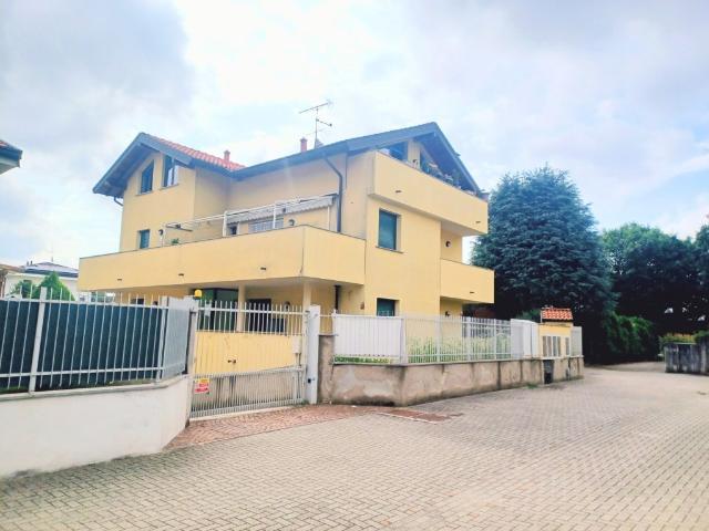 Vendesi appartamento a Inveruno