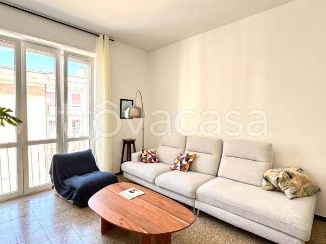 Vendesi appartamento a Lecce via Bradano, 5, Santa Rosa