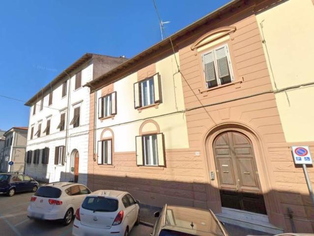 Vendesi appartamento a Livorno, Fabbricotti