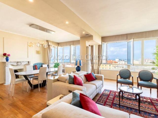 Vendesi appartamento a Livorno viale Italia, Accademia Terrazza Mascagni