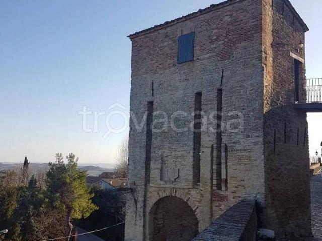 Vendesi appartamento a Pesaro, Novilara