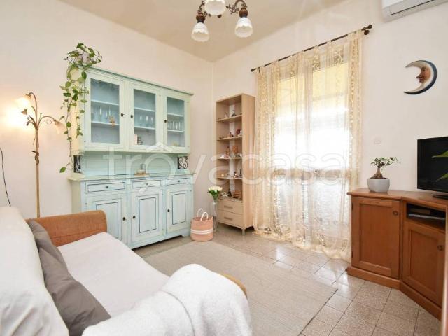 Vendesi appartamento a Pietrasanta