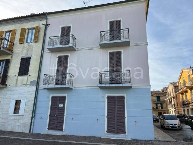 Vendesi casa indipendente a Porto Recanati via Giuseppe Garibaldi