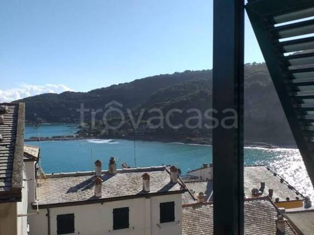 Vendesi appartamento a Portovenere