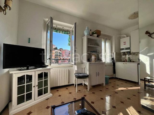 Vendesi appartamento a Zoagli