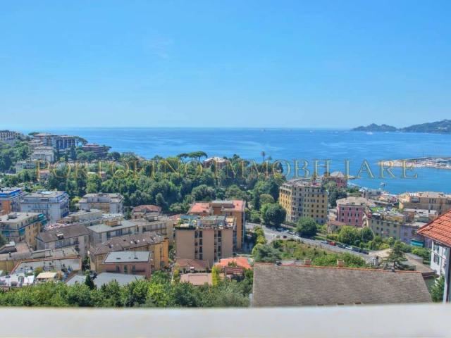 Vendesi appartamento a Rapallo via Don Giovanni Minzoni, Castello Don Minzoni