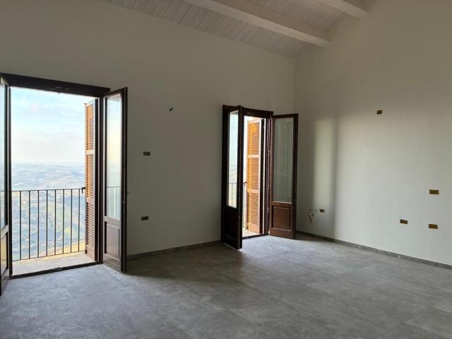 Vendesi appartamento a Ripatransone