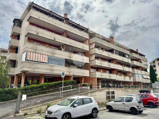 Vendesi appartamento a Roma, Malafede