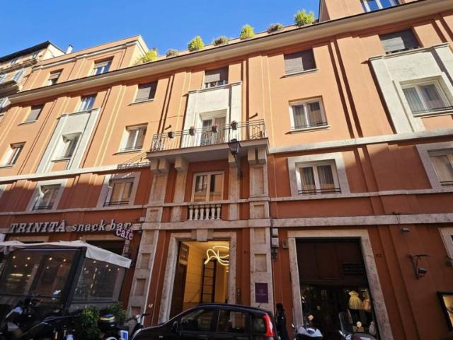Vendesi appartamento a Roma, Spagna
