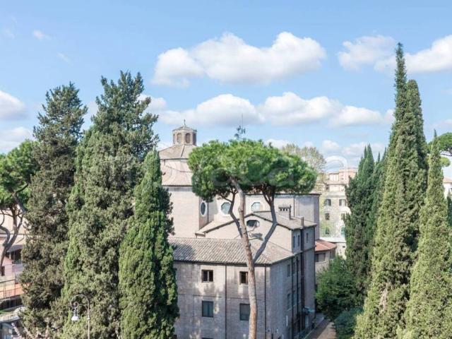 Vendesi appartamento a Roma piazza Ungheria, Pinciano Villa Ada