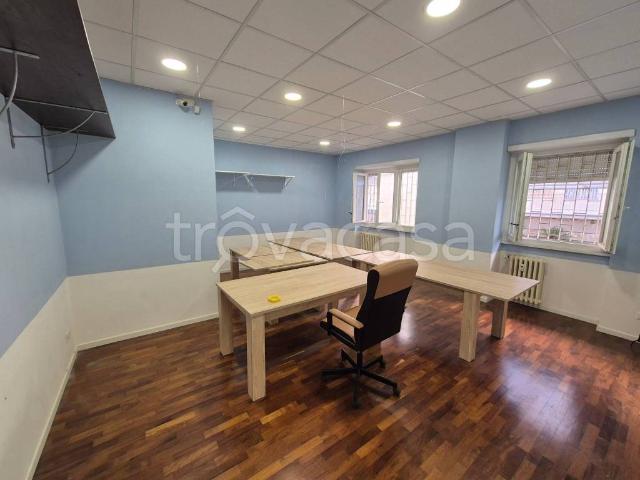 Vendesi appartamento a Roma via Tiburtina, 603, Monti Tiburtini
