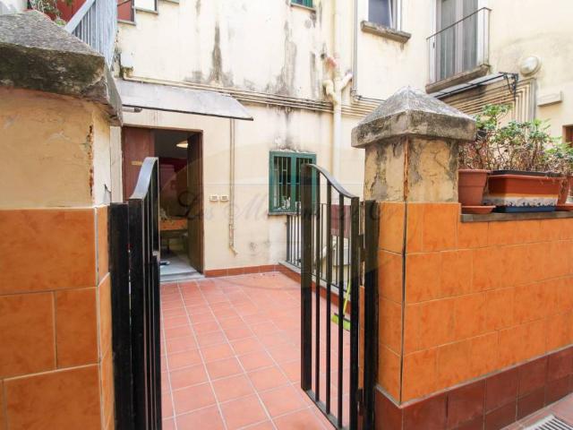 Vendesi appartamento a Salerno, Centro Storico Teatro Verdi