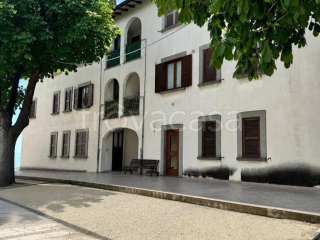 Vendesi appartamento a San Venanzo, Ripalvella