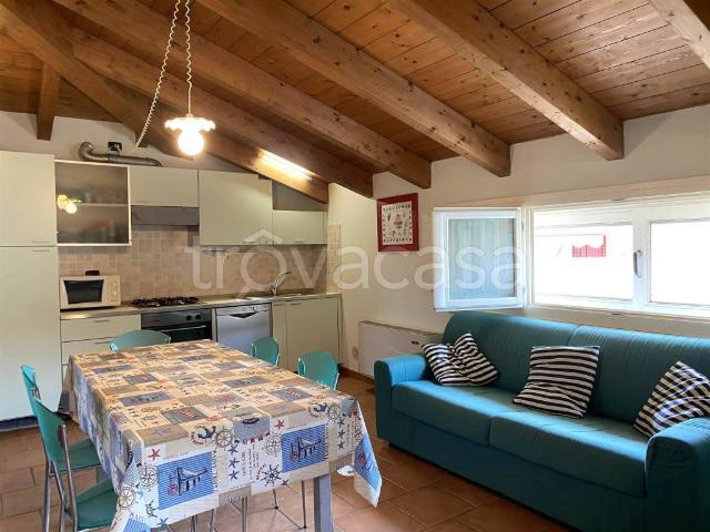 Vendesi appartamento a San Vincenzo