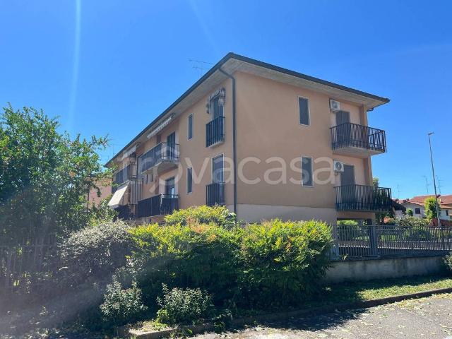 Vendesi appartamento a San Colombano al Lambro via San Giovanni di Dio
