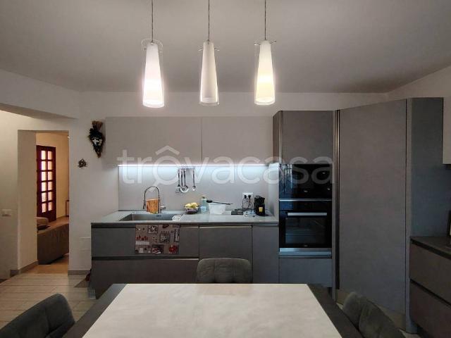Vendesi appartamento a San Martino di Venezze via Roma, 267