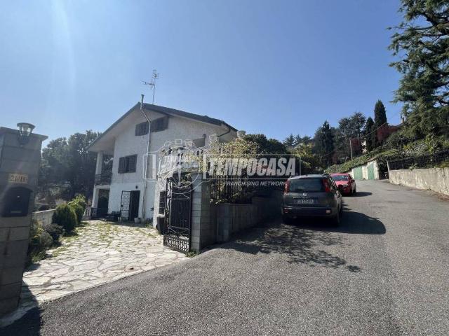 Vendesi appartamento a San Mauro Torinese via Valle della Quiete 21