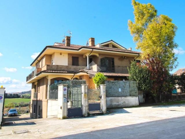 Vendesi appartamento a Sant'Elpidio a Mare