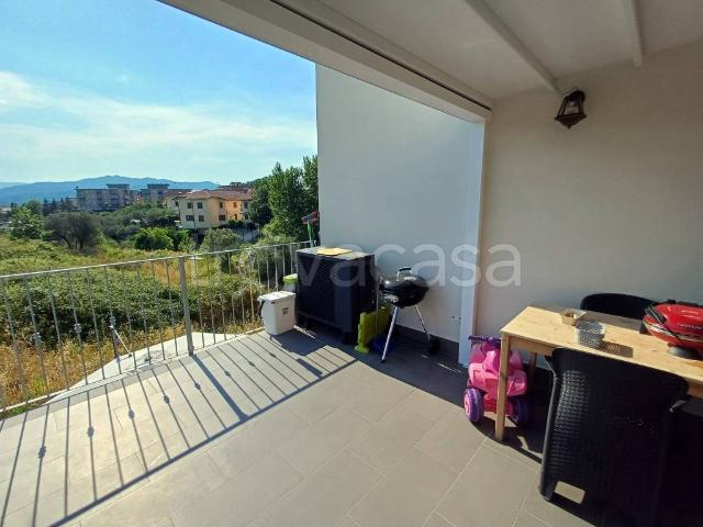 Vendesi appartamento a Santo Stefano di Magra