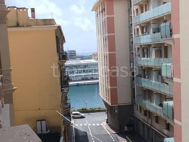 Vendesi appartamento a Savona via Beato Ottaviano, 2