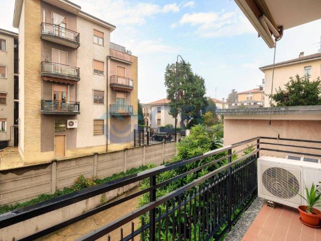 Vendesi appartamento a Segrate via Giuseppe Mazzini, 24