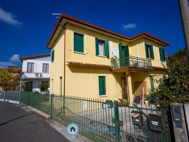 Vendesi appartamento a Selvazzano, Selvazzano Dentro
