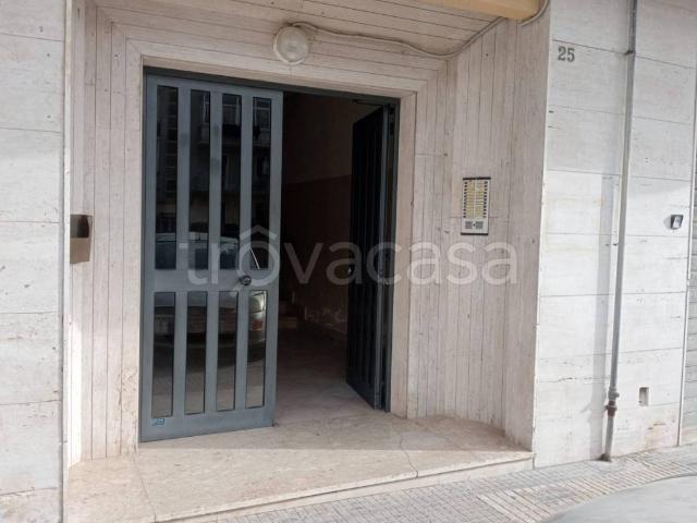 Vendesi appartamento a Siracusa via Diodoro Siculo, 25, Grottasanta Tunisi