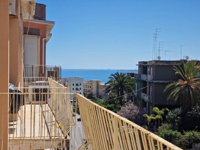 Vendesi appartamento a Siracusa