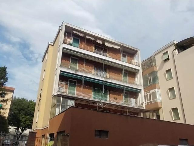 Vendesi appartamento a Terni via Oberdan 21, Centro città
