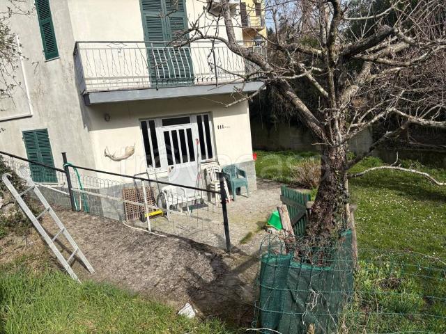 Vendesi appartamento a Torriglia