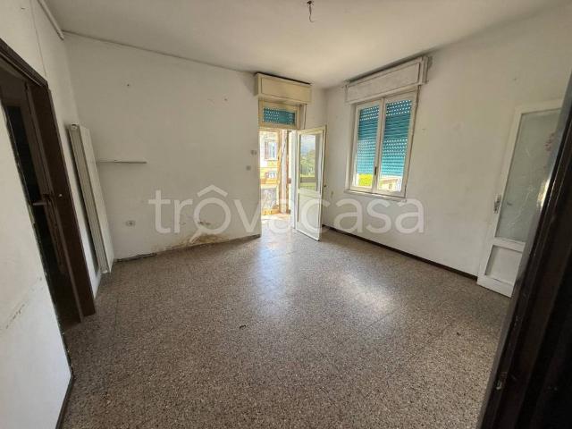 Vendesi appartamento a Treviolo via Roma