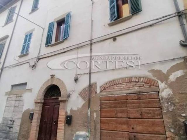 Vendesi appartamento a Umbertide via Leopoldo Grilli, 51