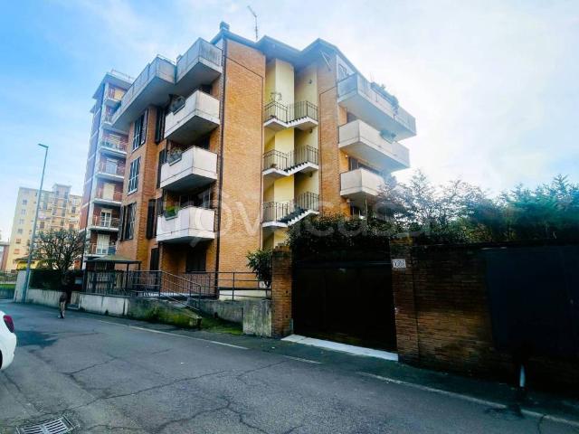 Vendesi appartamento a Vedano al Lambro via Santo Stefano, 107