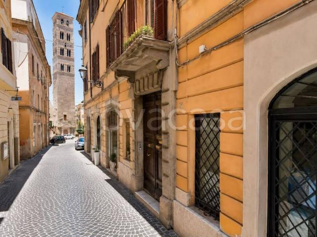 Vendesi appartamento a Velletri via del Comune, 9