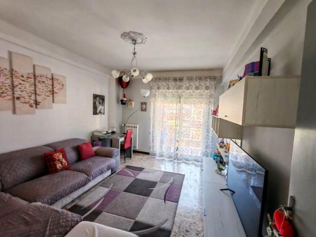 Vendesi appartamento a Ventimiglia via Sottoconvento