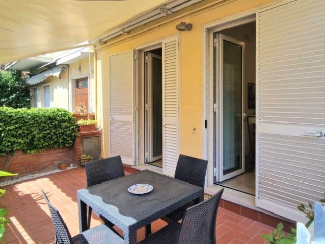 Affittasi casa vacanze a Viareggio