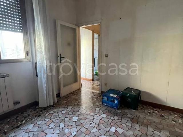 Vendesi appartamento a Viareggio via Regia