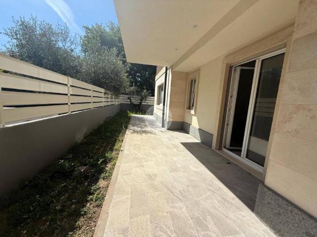 Vendesi appartamento a Viterbo viale Trieste, 1, Santa Lucia Paradiso